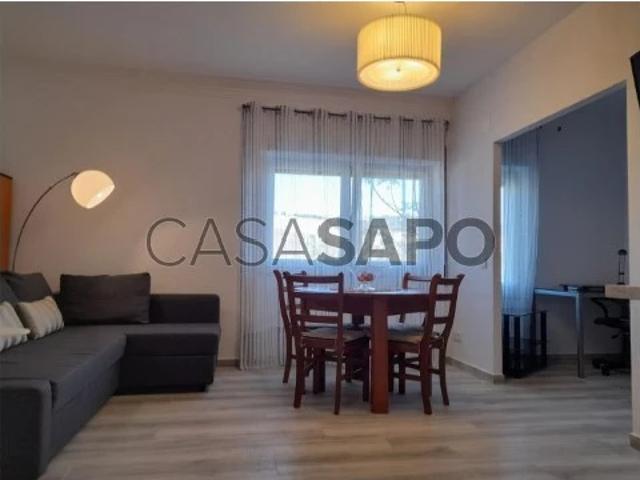 Apartamento alugar em Bairro do Campo da Bola, Costa Da Caparica