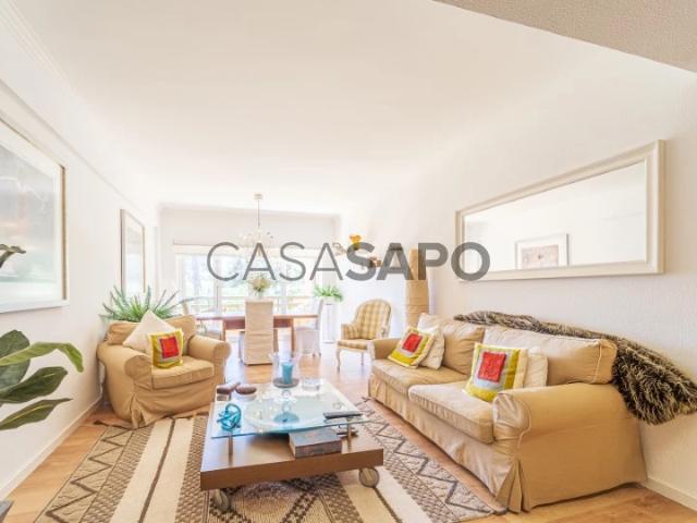 Apartamento alugar em Almada, Setúbal