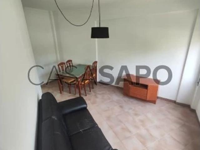 Apartamento alugar em Santo António da Caparica, Almada