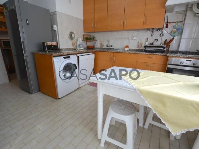 Apartamento alugar em Caldas Da Rainha, Leiria