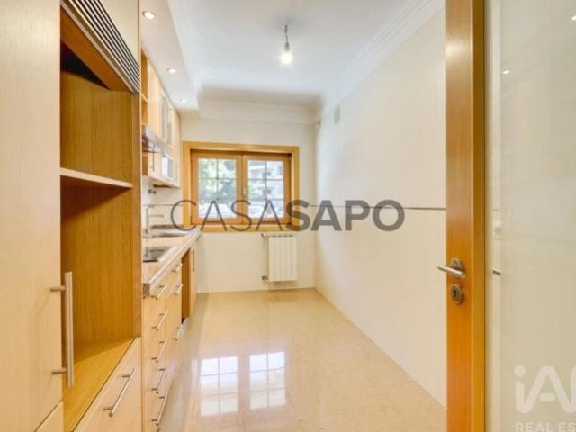Apartamento alugar em Medrosa, Oeiras