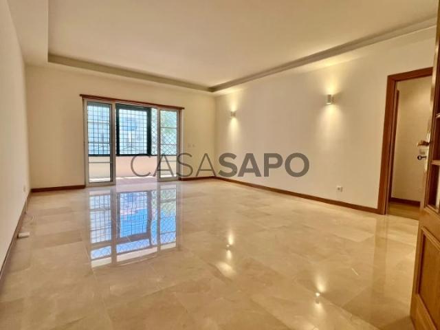Apartamento alugar em Carcavelos, Cascais