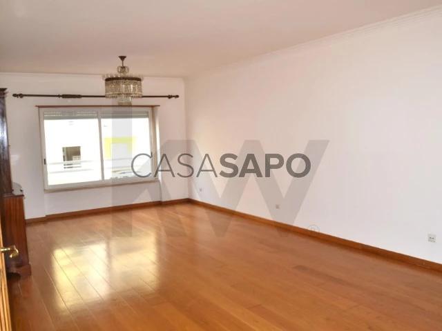 Apartamento alugar em Jardins da Parede, Cascais