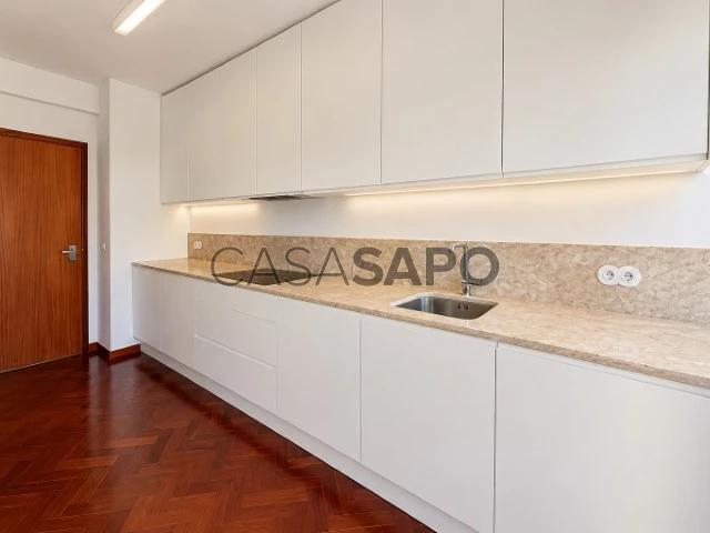 Apartamento alugar em Bairro do Rosário, Cascais