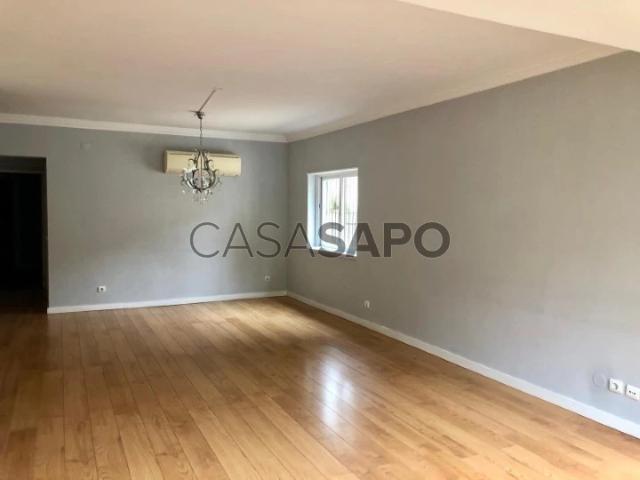 Apartamento alugar em Outeiro dos Cucos, Cascais