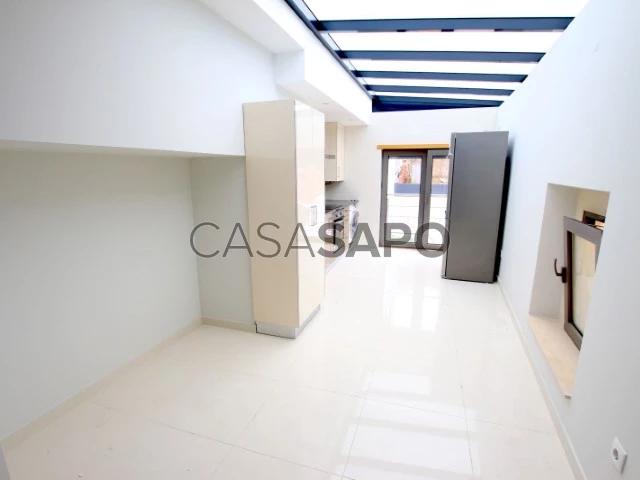 Apartamento alugar em Urbanização da Encosta, Leiria