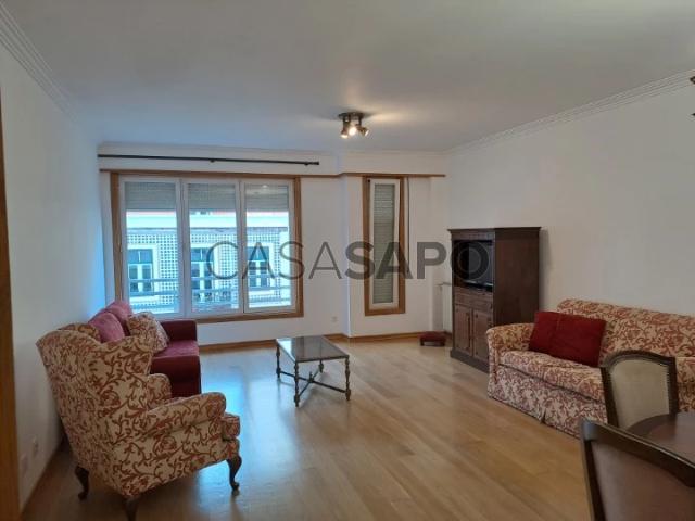 Apartamento alugar em Campo de Ourique, Lisboa