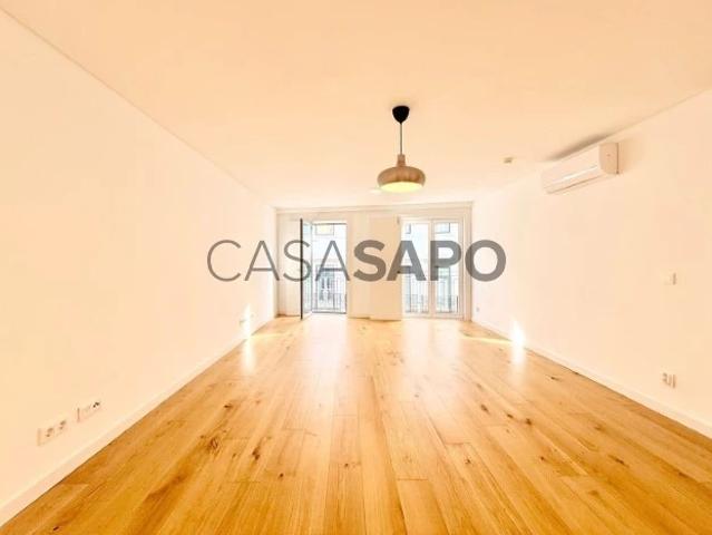 Apartamento alugar em Estrela, Lisboa