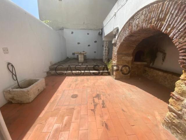 Apartamento alugar em Santa Maria Maior, Lisboa
