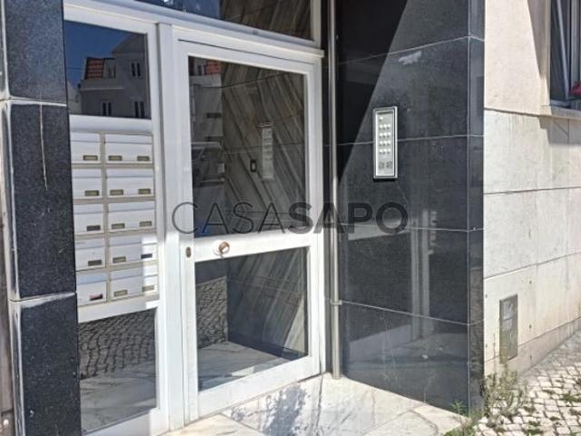 Apartamento alugar em São Francisco Xavier, Lisboa