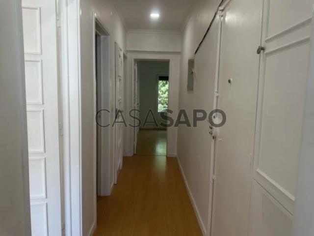Apartamento alugar em Bairro de São Miguel, Lisboa