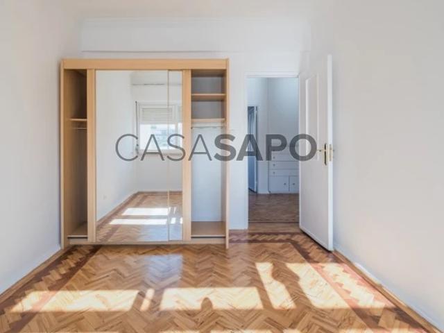 Apartamento alugar em São Francisco Xavier, Lisboa
