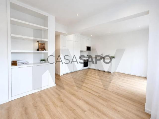 Apartamento alugar em Carriche, Lisboa