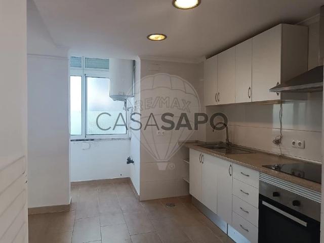 Apartamento alugar em São Domingos de Benfica, Lisboa