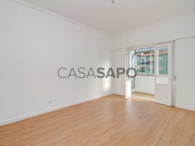 Apartamento alugar em Carriche, Lisboa