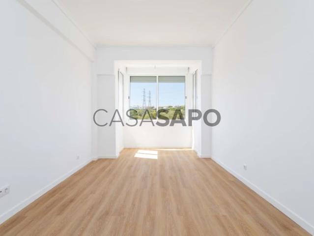 Apartamento alugar em Carriche, Lisboa