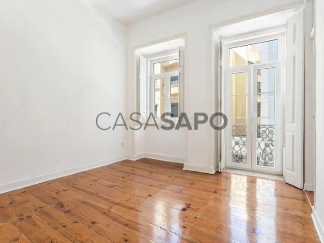 Apartamento alugar em Estrela, Lisboa