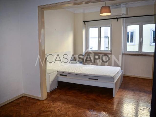 Apartamento alugar em Poço do Bispo, Lisboa