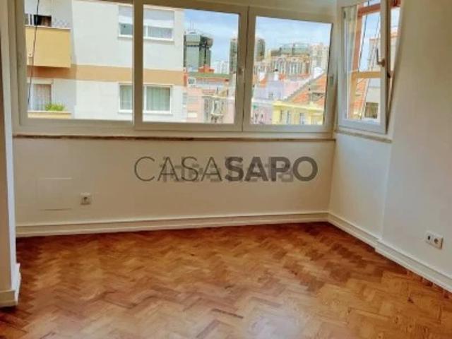 Apartamento alugar em Campo de Ourique, Lisboa