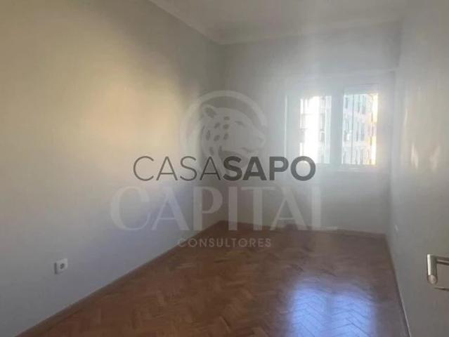 Apartamento alugar em São Domingos de Benfica, Lisboa