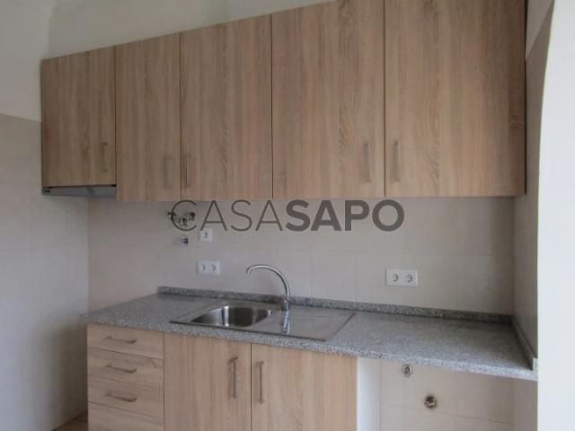 Apartamento alugar em Santa Clara, Lisboa