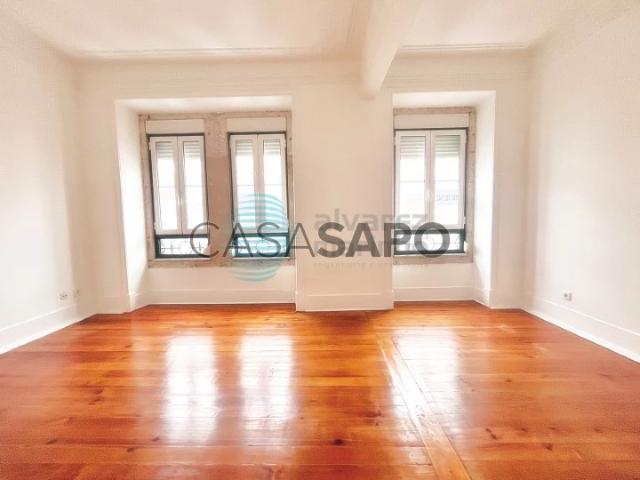 Apartamento alugar em Santo Condestável, Lisboa
