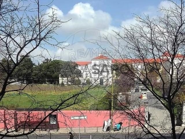 Apartamento alugar em Lisboa