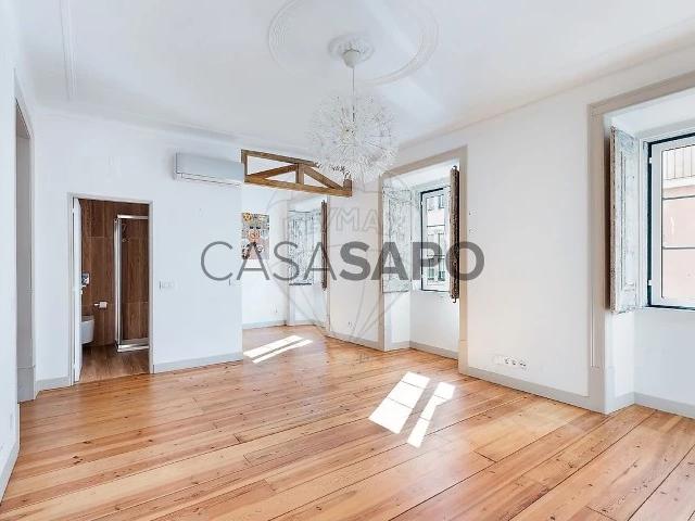 Apartamento alugar em Misericórdia, Lisboa