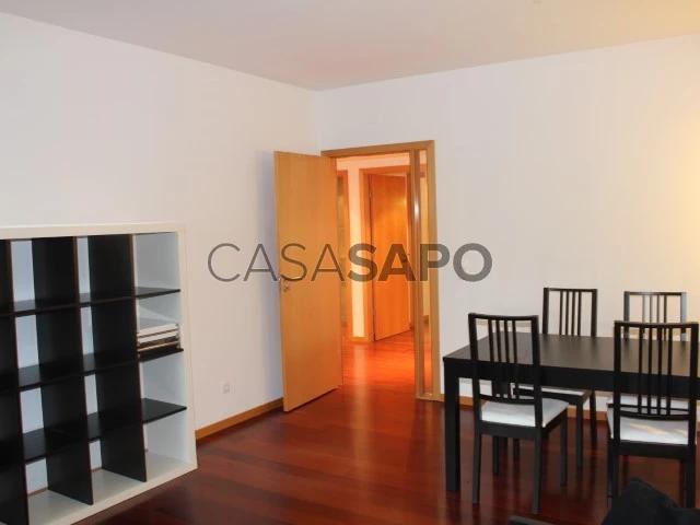 Apartamento alugar em Santa Clara, Lisboa