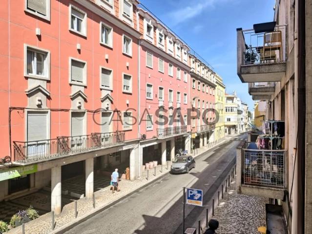 Apartamento alugar em Bairro de Campolide, Lisboa