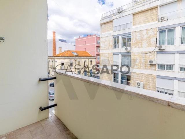 Apartamento alugar em Santo Condestável, Lisboa