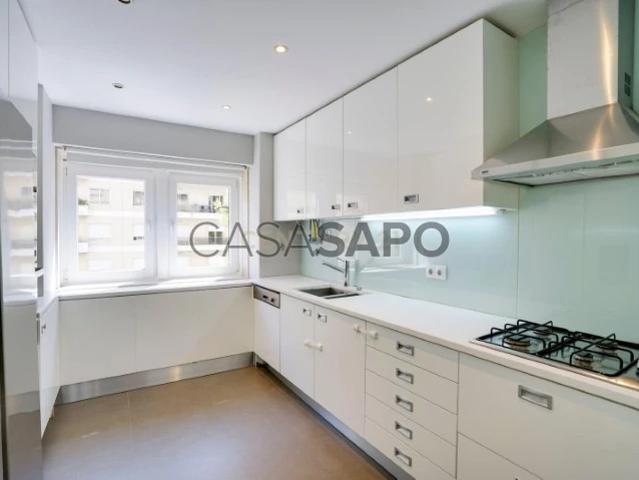 Apartamento alugar em São Domingos de Benfica, Lisboa
