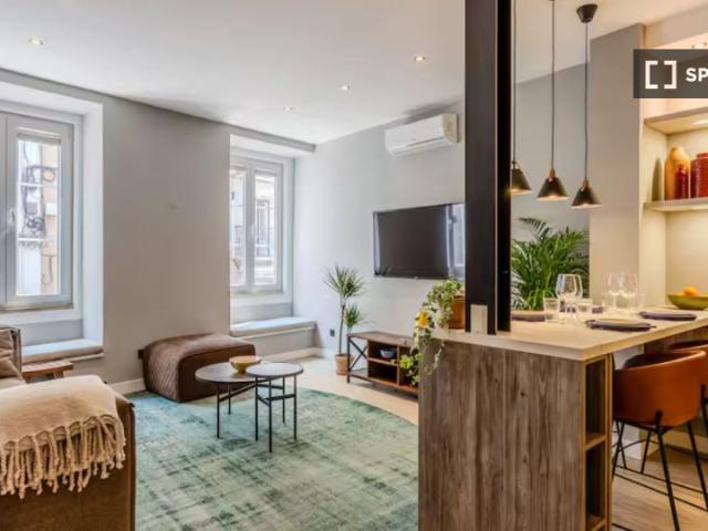 Apartamento alugar em Misericórdia, Lisboa