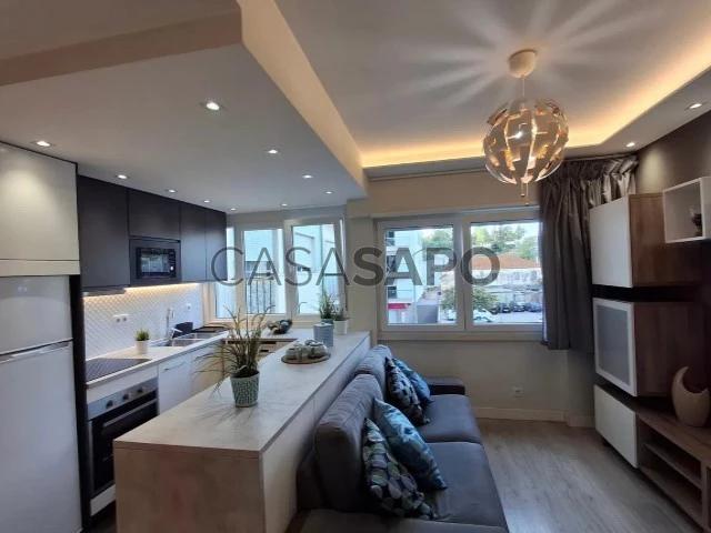 Apartamento alugar em Urbanização Real Forte, Santiago Dos Velhos
