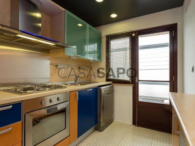 Apartamento alugar em Urbanização Real Forte, Santiago Dos Velhos