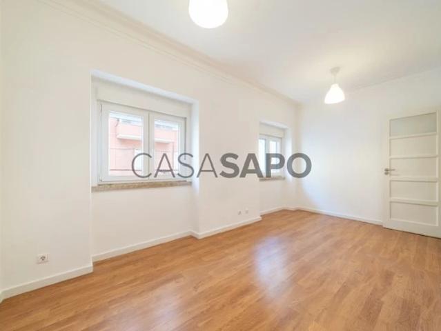 Apartamento alugar em Jardins do Cristo Rei, Santiago Dos Velhos