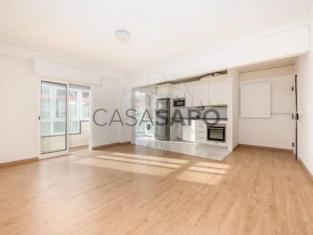 Apartamento alugar em Loures
