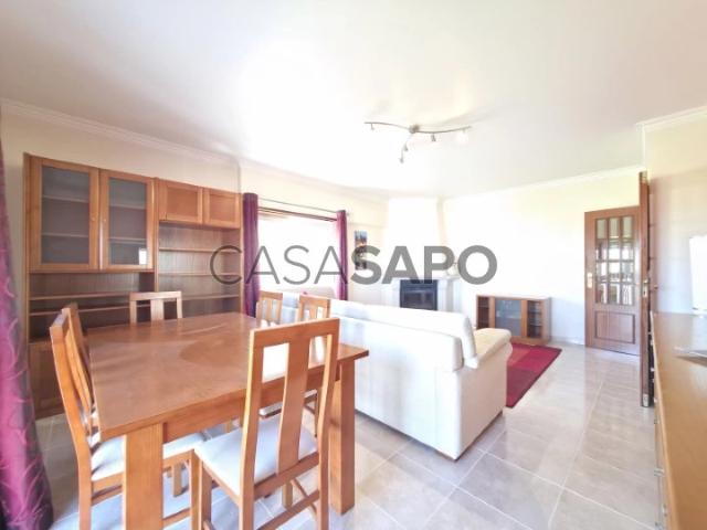 Apartamento alugar em Pirescoxe, Santiago Dos Velhos