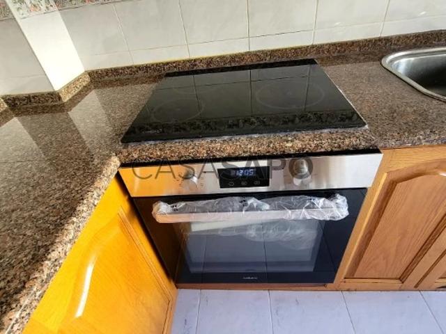 Apartamento alugar em Santiago Dos Velhos, Lisboa