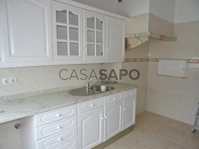 Apartamento alugar em Bairro Espírito Santo, Odivelas