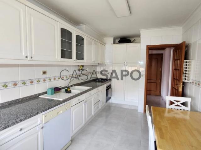 Apartamento alugar em Casal do Chapim, Odivelas