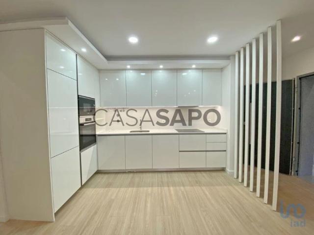 Apartamento alugar em Jardim da Amoreira, Odivelas