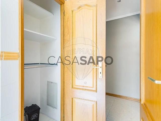 Apartamento alugar em Casal do Chapim, Odivelas