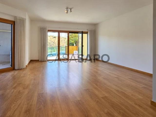 Apartamento alugar em Jardim da Amoreira, Odivelas