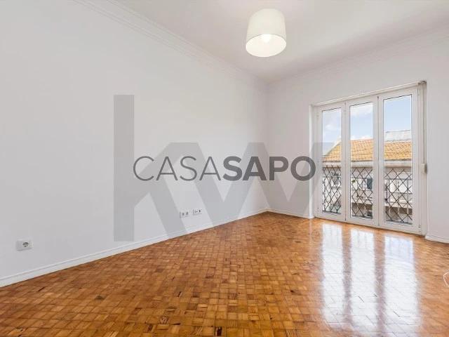 Apartamento alugar em Baixa de Algés, Oeiras