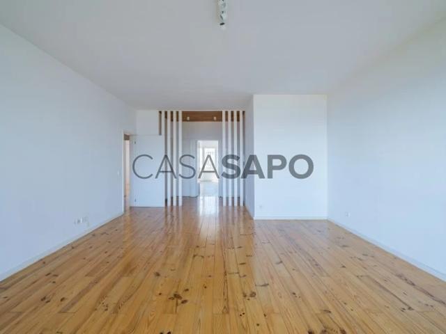Apartamento alugar em São Julião da Barra, Oeiras
