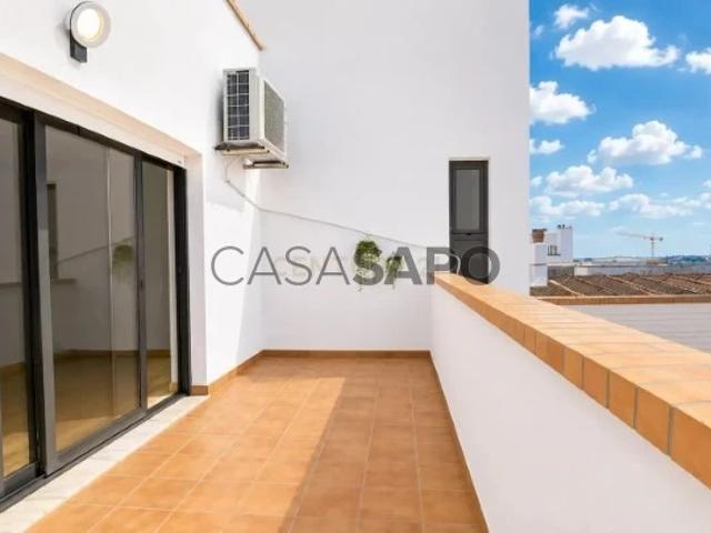 Apartamento alugar em Bairro dos Navegadores, Oeiras