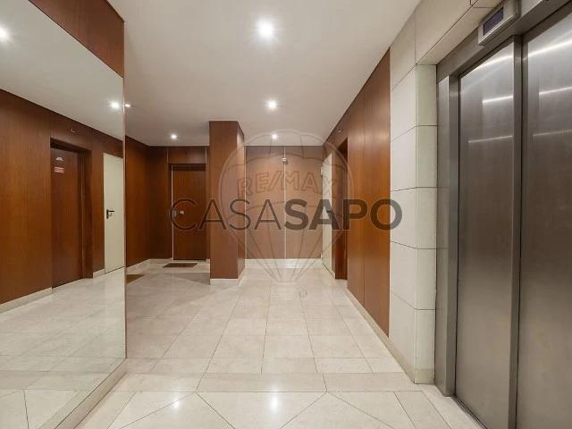 Apartamento alugar em Núcleo Urbano Histórico de Algés, Oeiras
