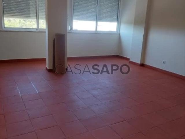 Apartamento alugar em Núcleo Urbano Histórico de Algés, Oeiras