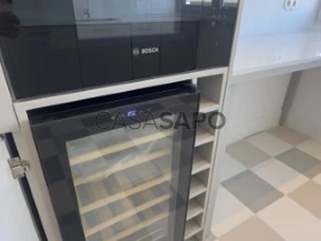 Apartamento alugar em Santo Amaro de Oeiras, Oeiras